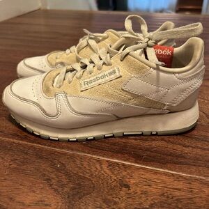 Reebok Beige Sneakers
